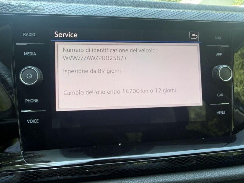 Volkswagen Polo Polo 1.0 tsi Life 95cv "SMOKY GREY MATALLIC"