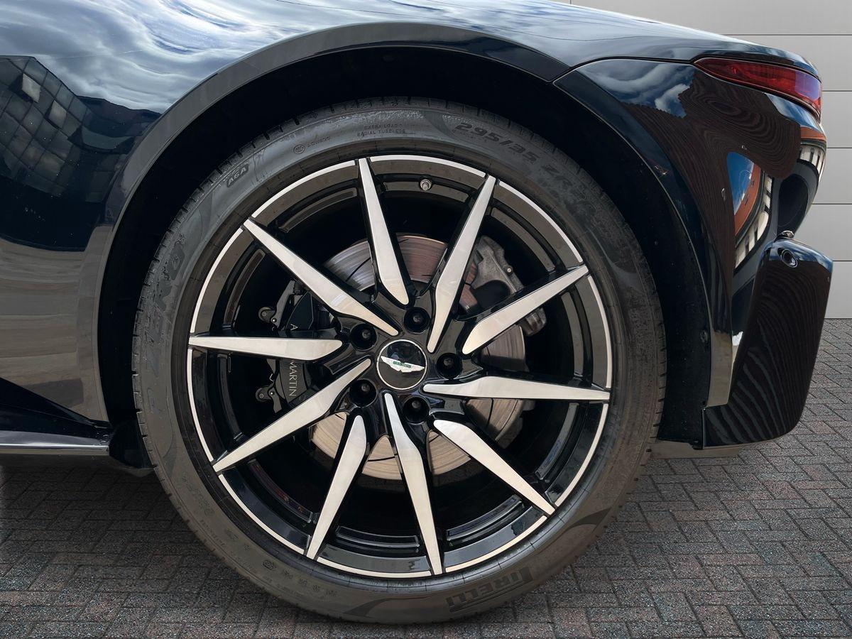ASTON MARTIN Vantage Coupe 4.0 V8 auto