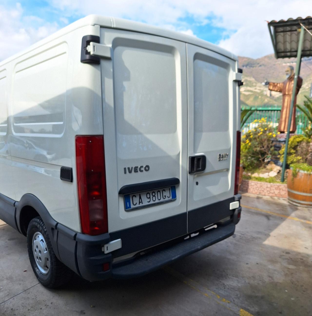 Iveco Daily C 2.3 hpi 29 L 10 95 cv