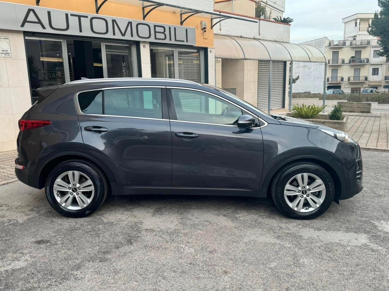 KIA SPORTAGE 1.7 CRDI 115 CV. NAVI CERCHI RETROCAMERA