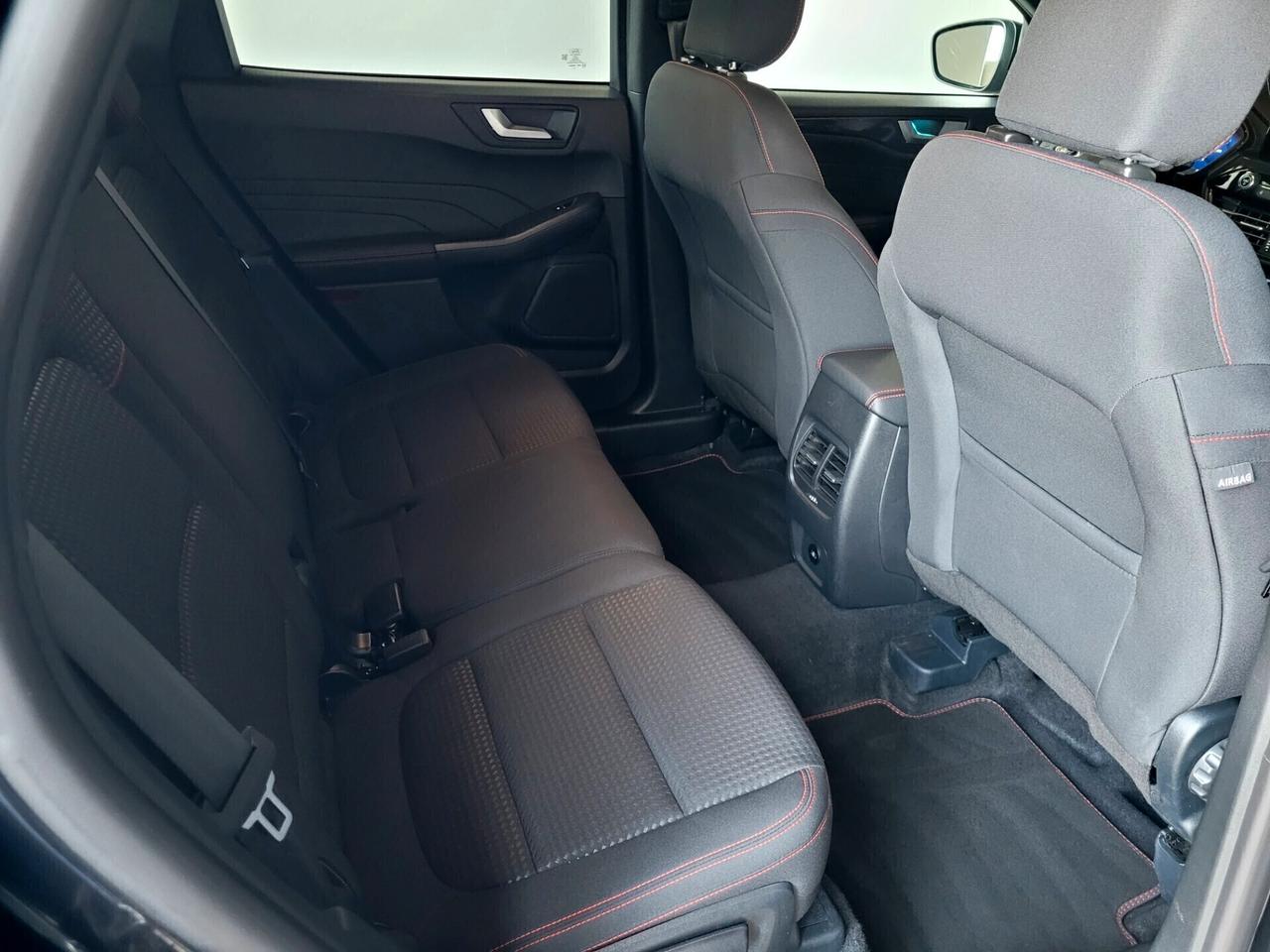 Ford Kuga ST LINE 2.0D ECOBLUE 120CV AUT. LED NAVI RETROCAM. VETRI PRIVACY CARPLAY