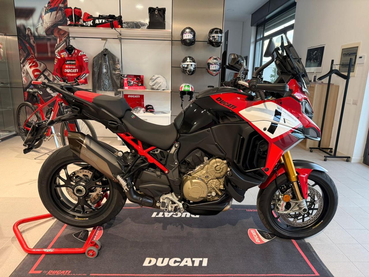 Ducati Multistrada V4 PIKES PEAK CONDIZIONI DA VETRINA