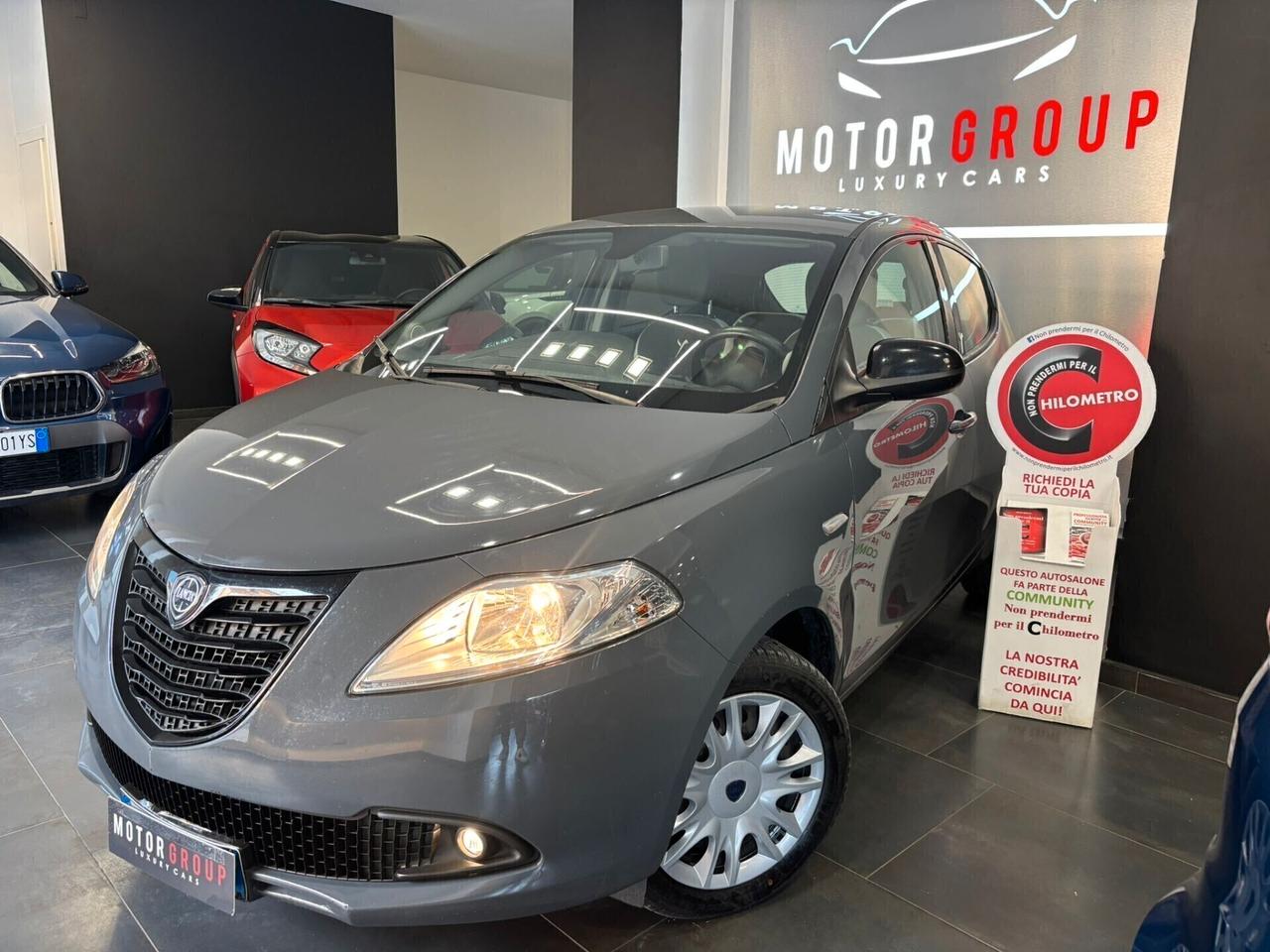 Lancia Ypsilon 1.3 MJT 16V 95 CV 5 porte S&S Silver