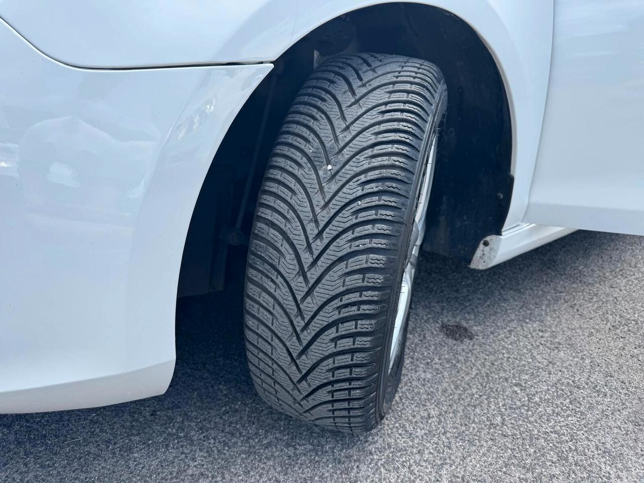 Volkswagen Golf 6 1.6 TDI 105CV 5P TRENDLINE 2012