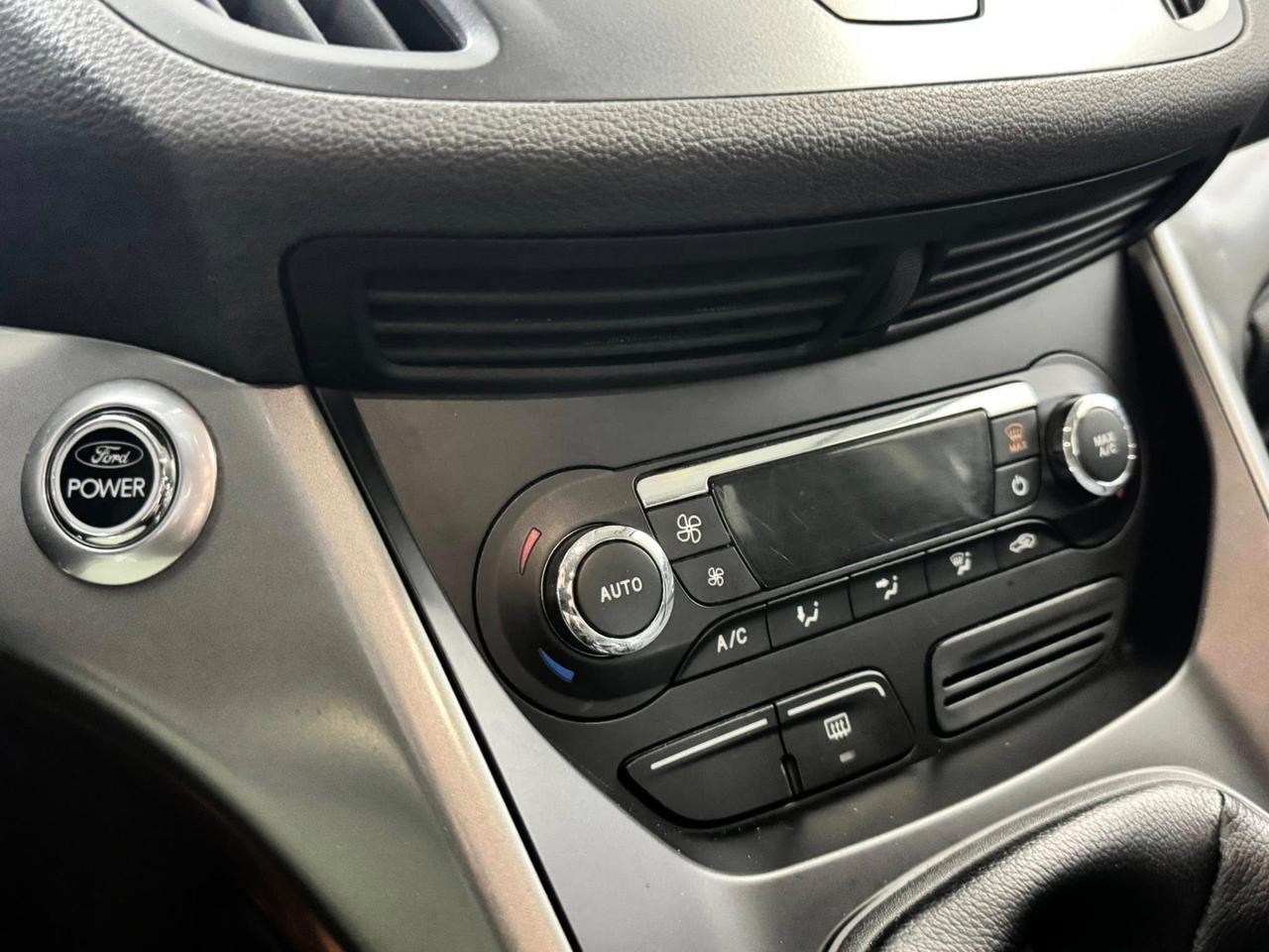 Ford Kuga 2.0 TDCI 140 CV 2WD Titanium