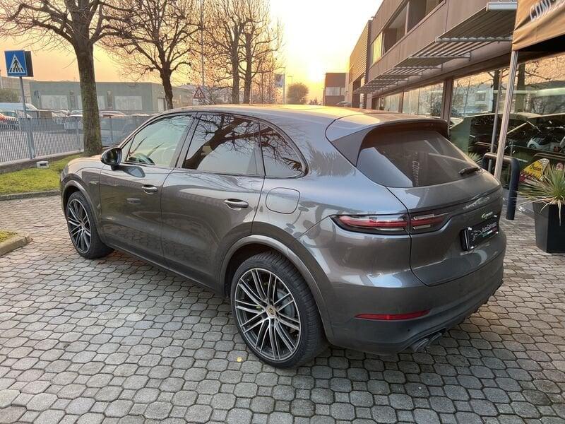 Porsche Cayenne 3.0 V6 E-Hybrid