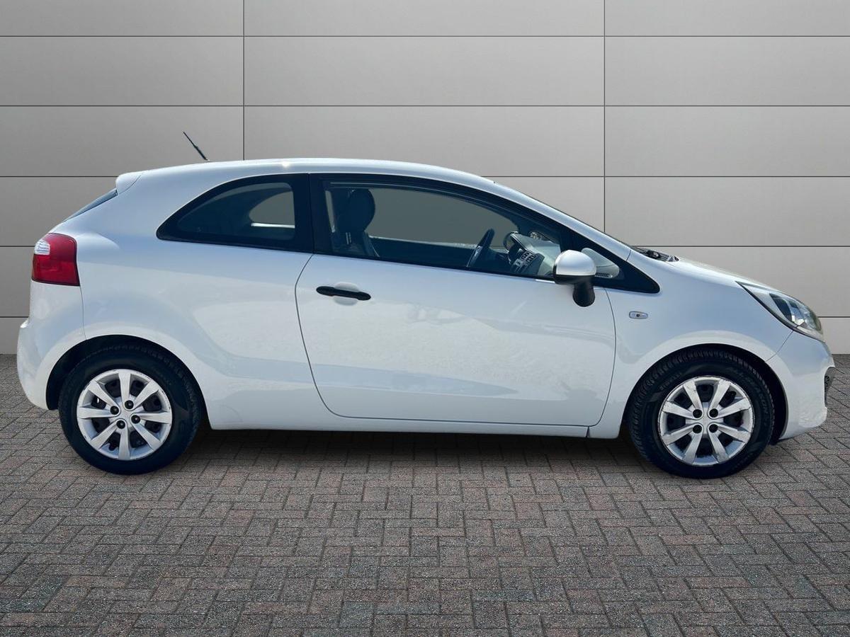KIA Rio III 2011 - Rio 5p 1.2 EX