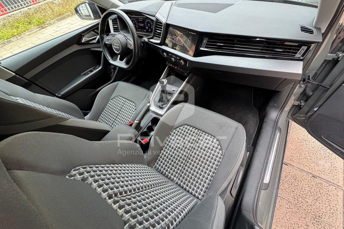 AUDI A1 allstreet 30 TFSI S tronic Identity Contrast