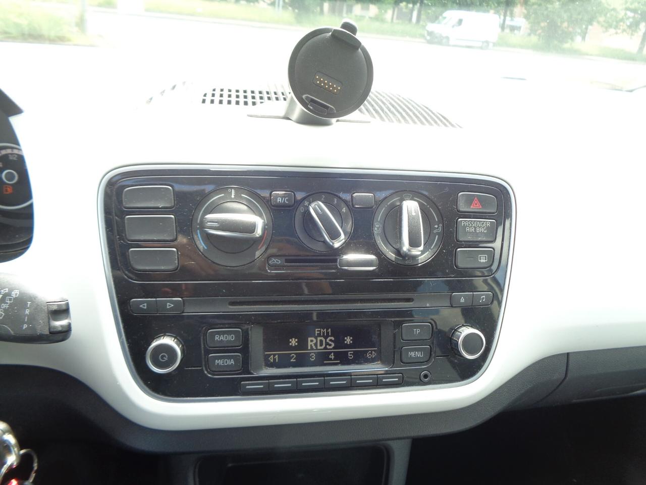 Volkswagen up! 1.0 75 CV 5p. high up! ASG