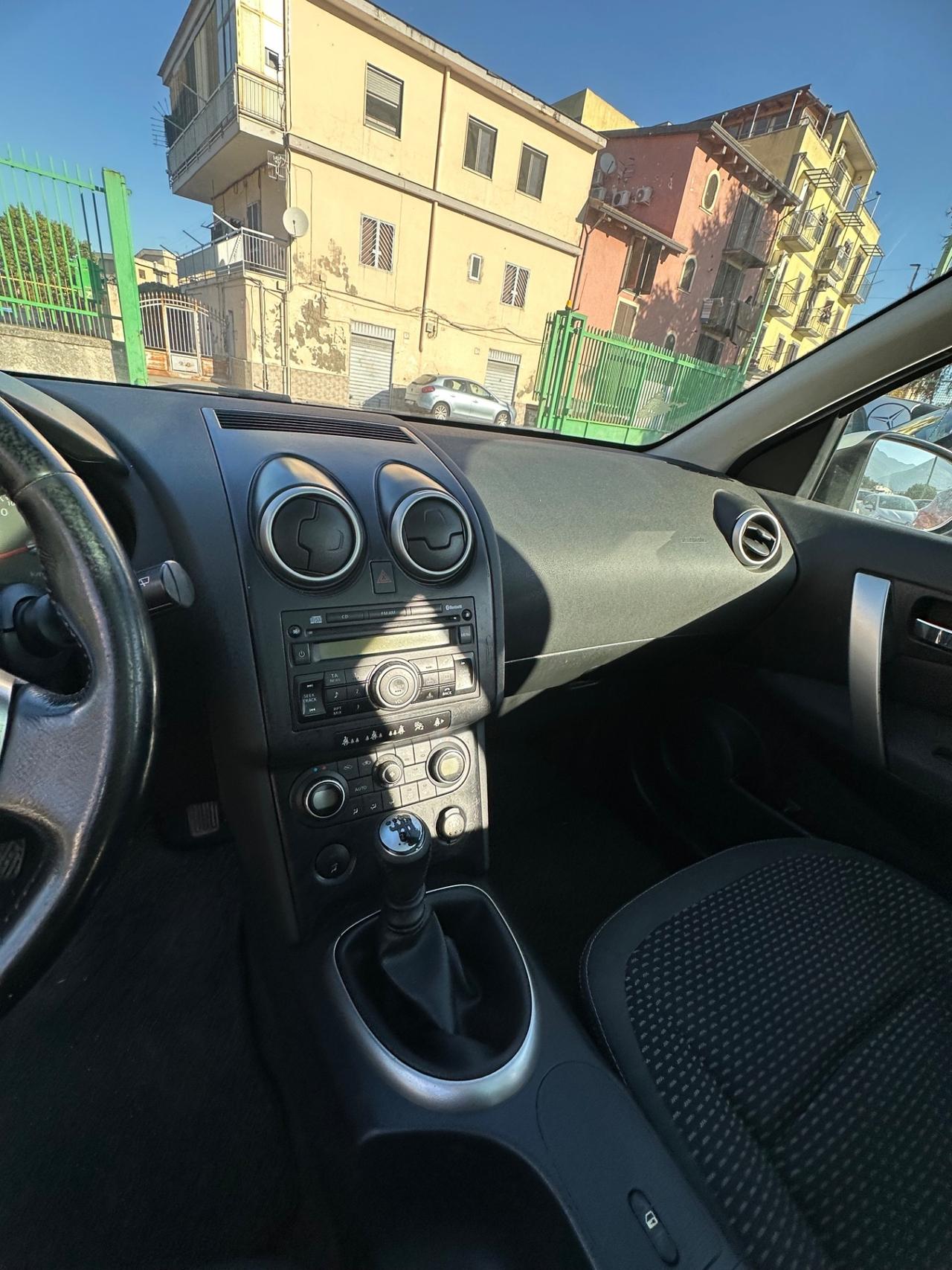 Nissan Qashqai 2.0 dCi DPF Tekna