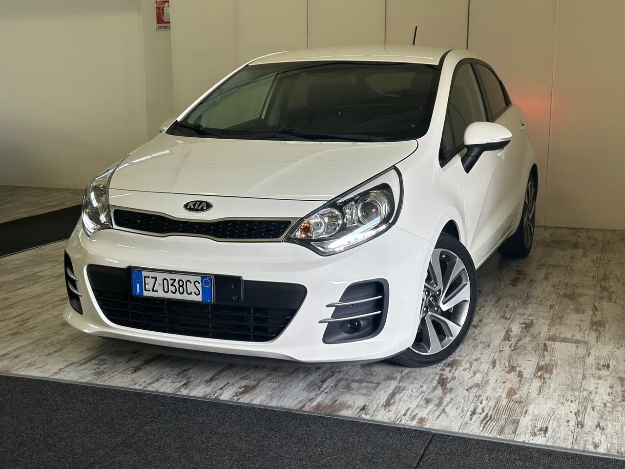 Kia Rio 1.4 CRDi 5p. Cool ok neopatentati