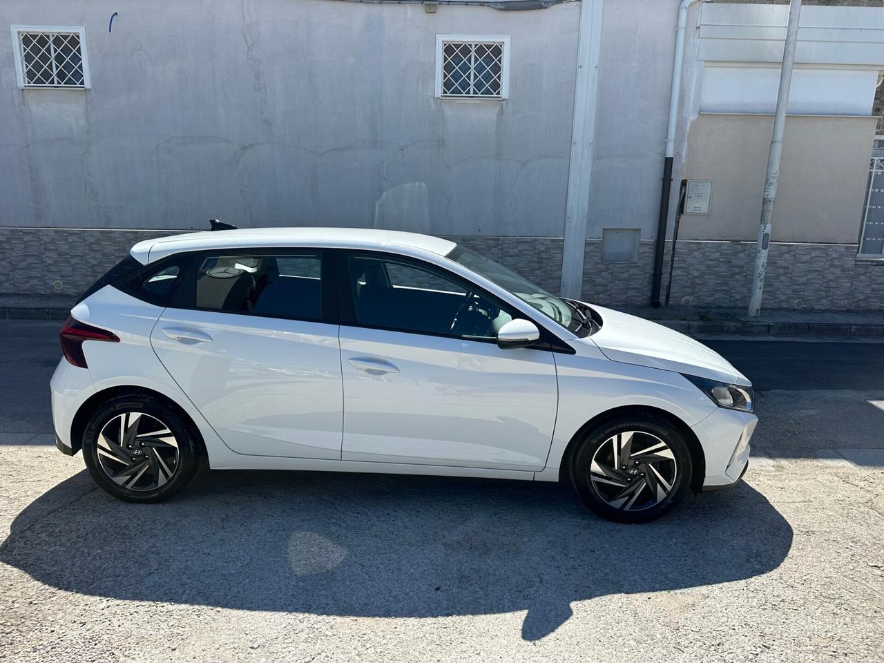 Hyundai i20 1.2 MPI MT Connectline 2022