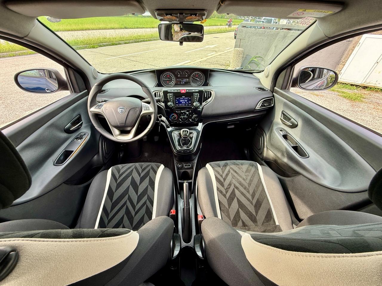 Lancia Ypsilon 1.2 69 CV 5 porte Platinum 104.000Km FULL