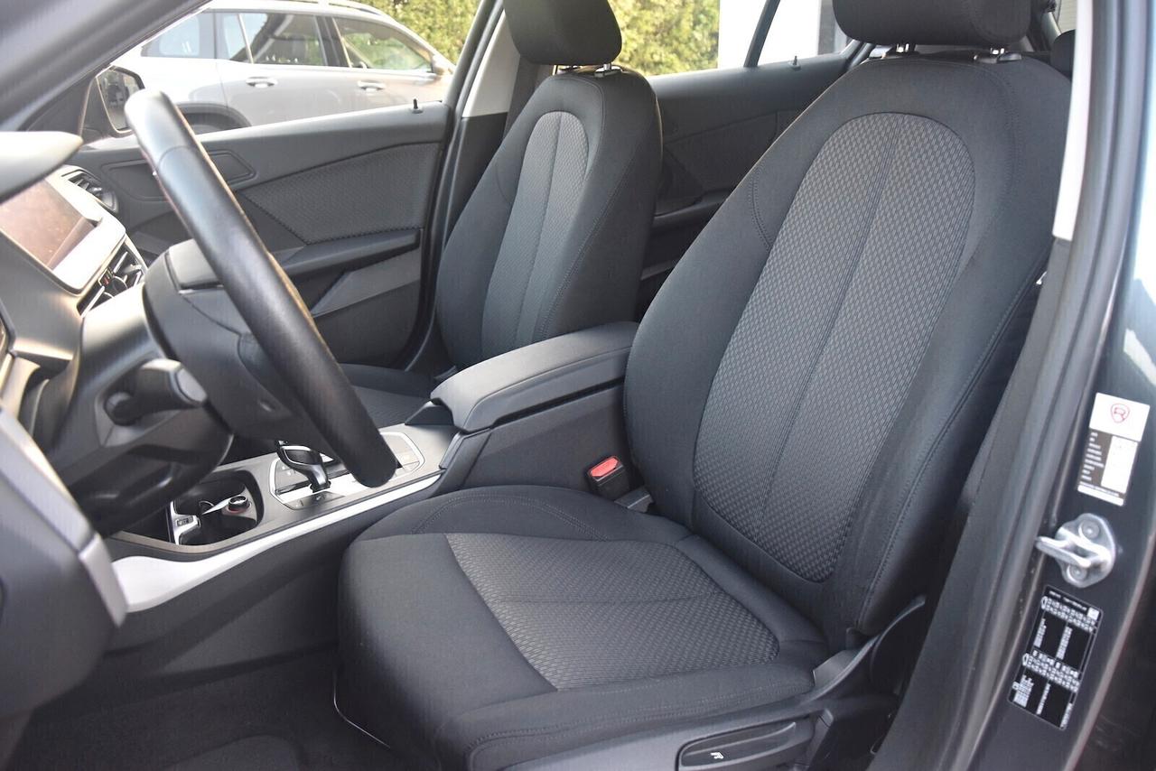 Bmw 116 d 5p. Business Advantage