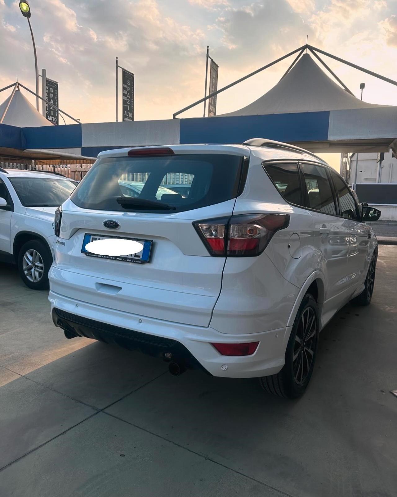 FORD KUGA ST- LINE 12/2019