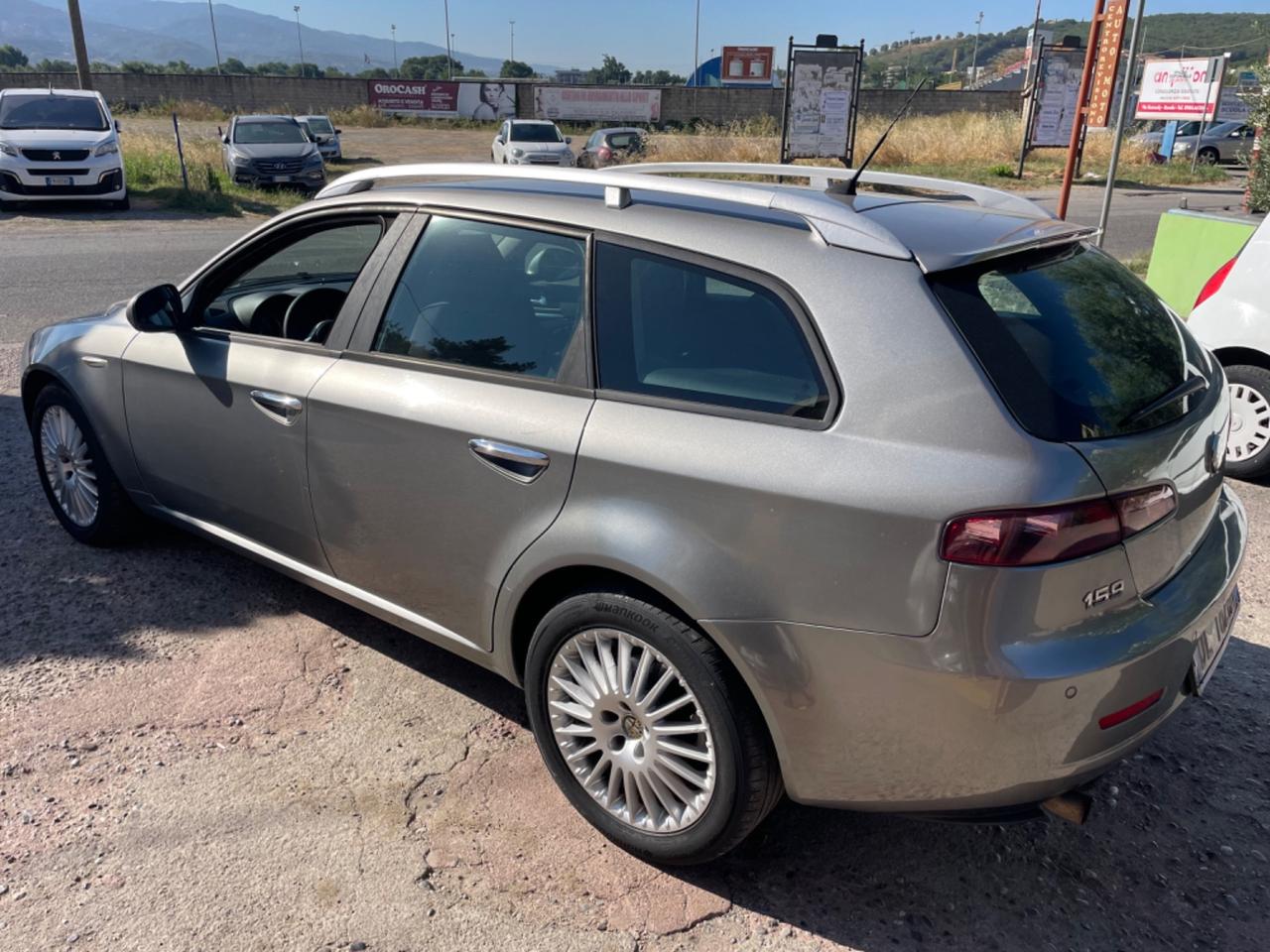 Alfa Romeo 159 1.9 JTDm 16V Sportwagon Exclusive