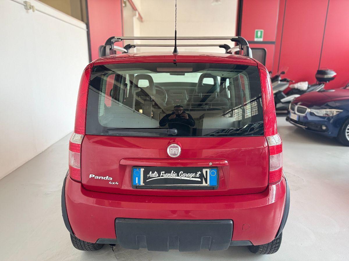 FIAT - Panda - 1.3 MJT 16V DPF 4x4 Climbing