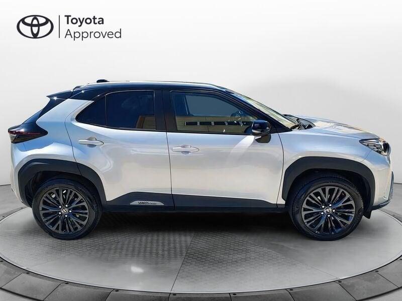 Toyota Yaris Cross 1.5h Adventure awd-i 116 CV e-cvt