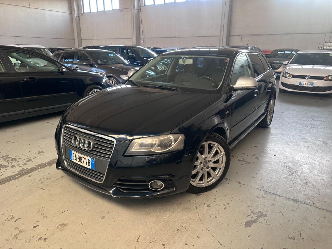 Audi A3 SPB 1.6 TDI 105 CV CR Attraction