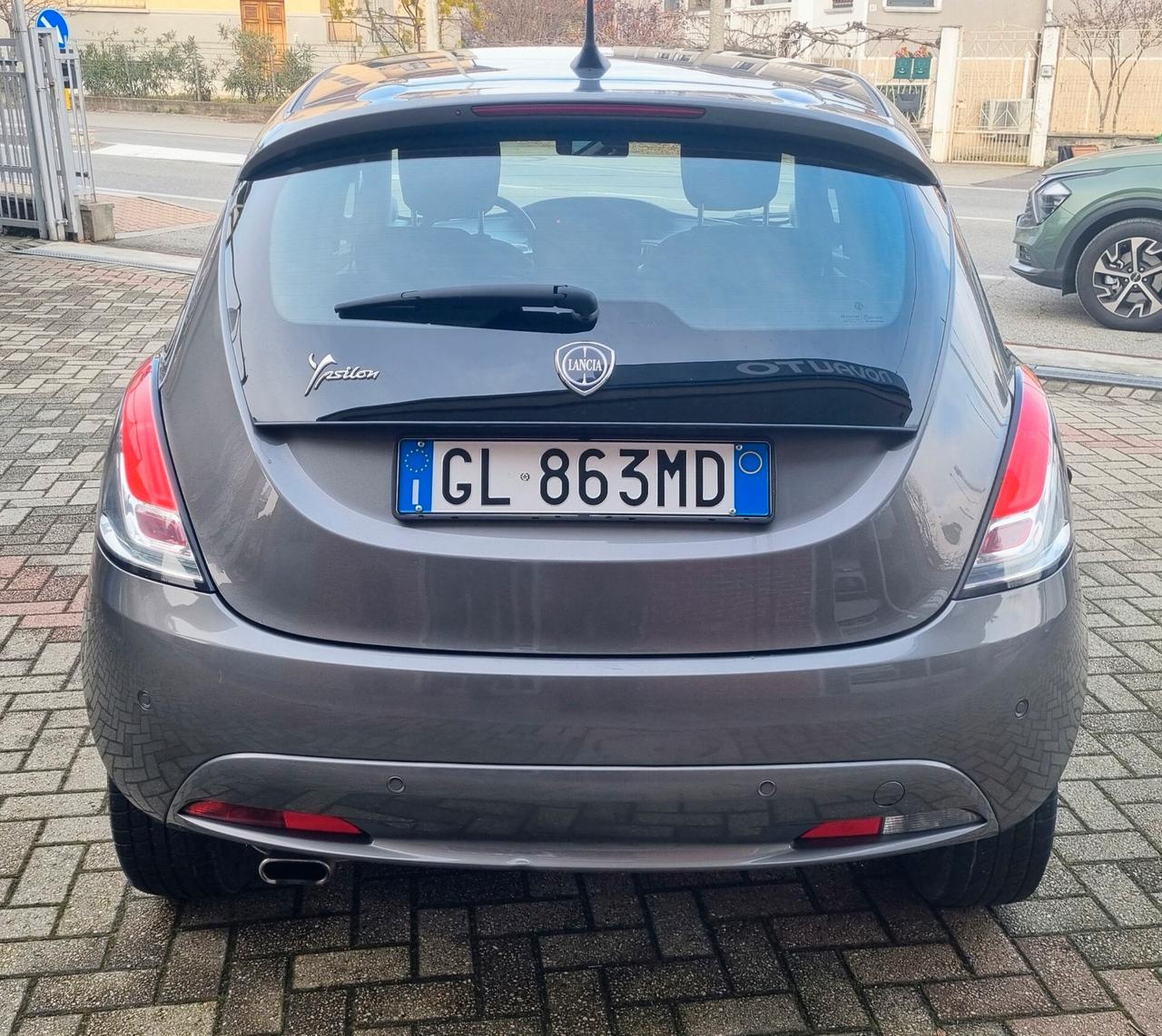 Lancia Ypsilon 1.2 69 CV 5 porte GPL Gold