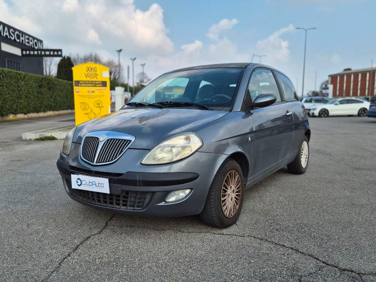 Lancia Ypsilon 1.2 8v 100