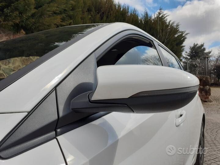 Hyundai i20 1.2 MPI MT GPL Connectline