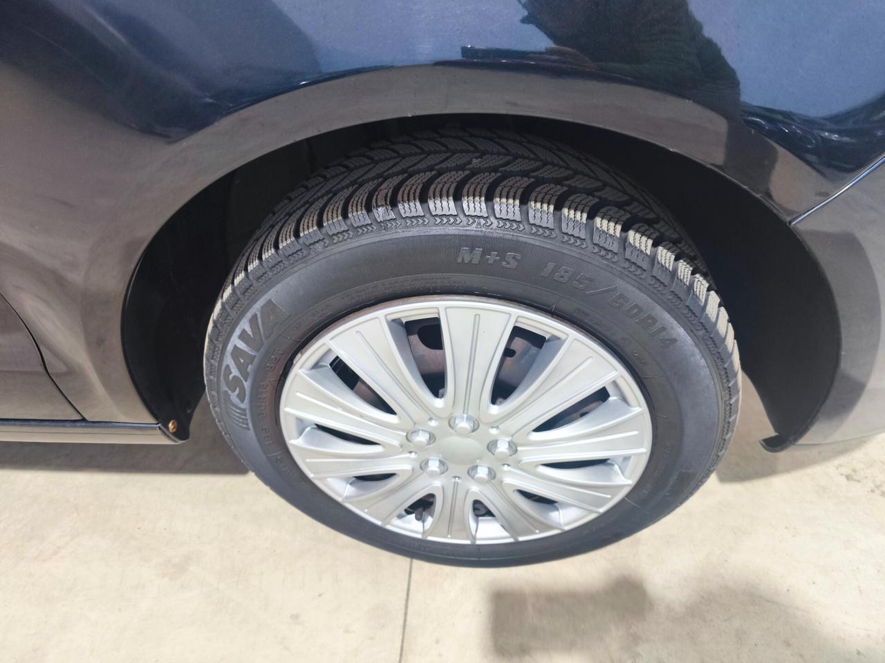 Volkswagen Polo 1.2/64CV 12V 5p. Comfortline