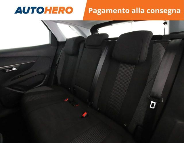 PEUGEOT 3008 BlueHDi 130 S&S EAT8 Business