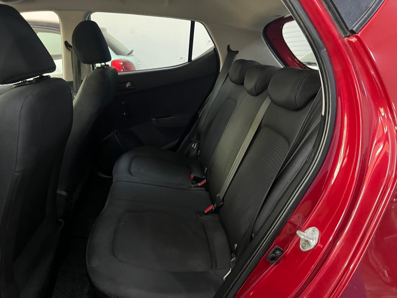Hyundai i10 GPL CASA MADRE