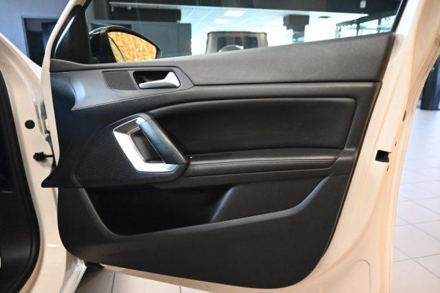 PEUGEOT 308 1.6E-HDI 116CV ACCESS S&S 5PT.NAVI CAM 18"LED FULL