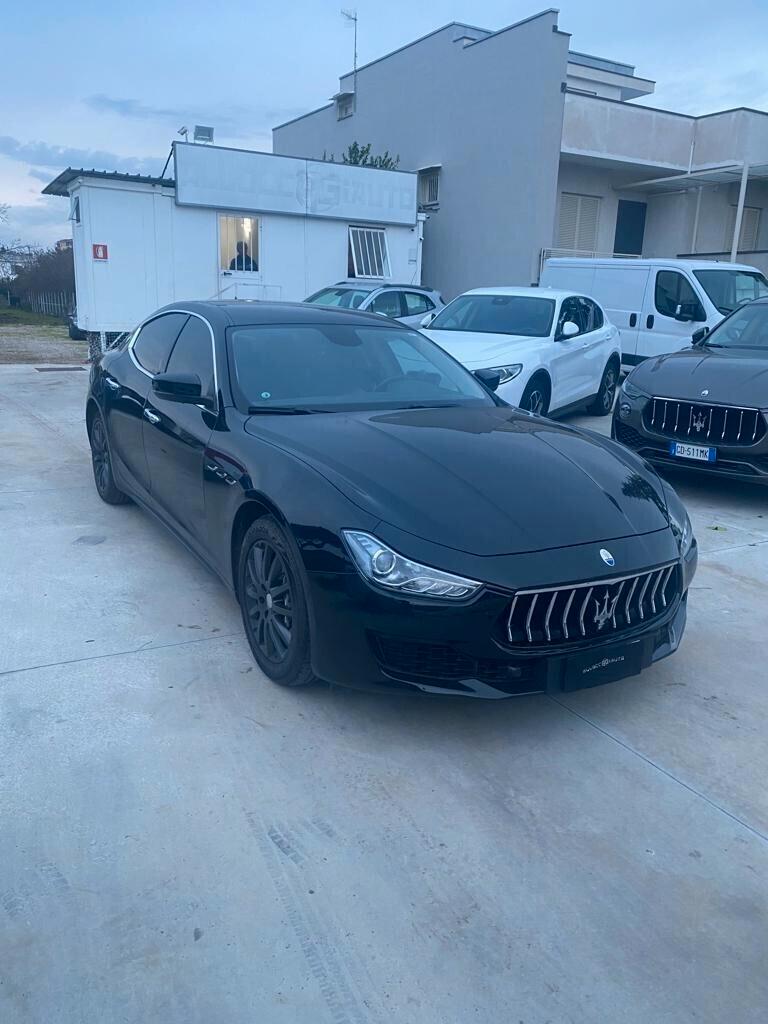 Maserati Ghibli V6 Diesel Nerissimo Edition
