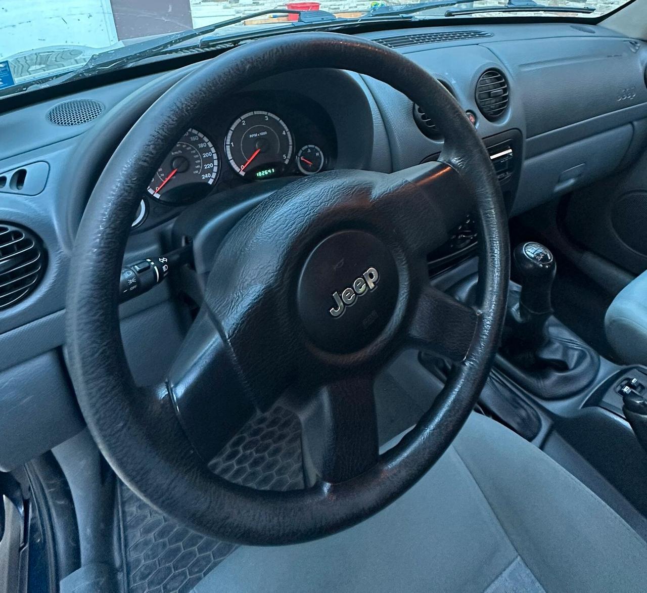 Jeep Cherokee 2.8 CRD 163 CV CAMBIO MANUALE