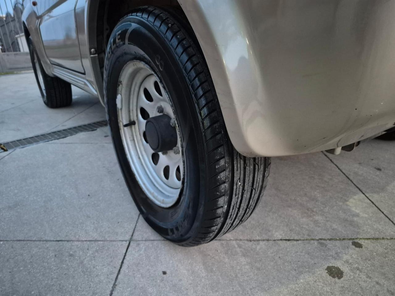 Suzuki Jimny 1.3i 16V cat 4WD JLX