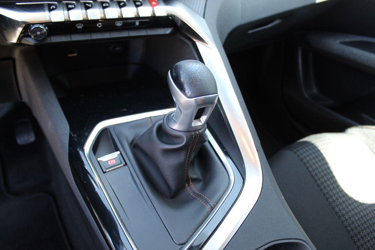 PEUGEOT - 3008 - BlueHDi 120 S&S Active