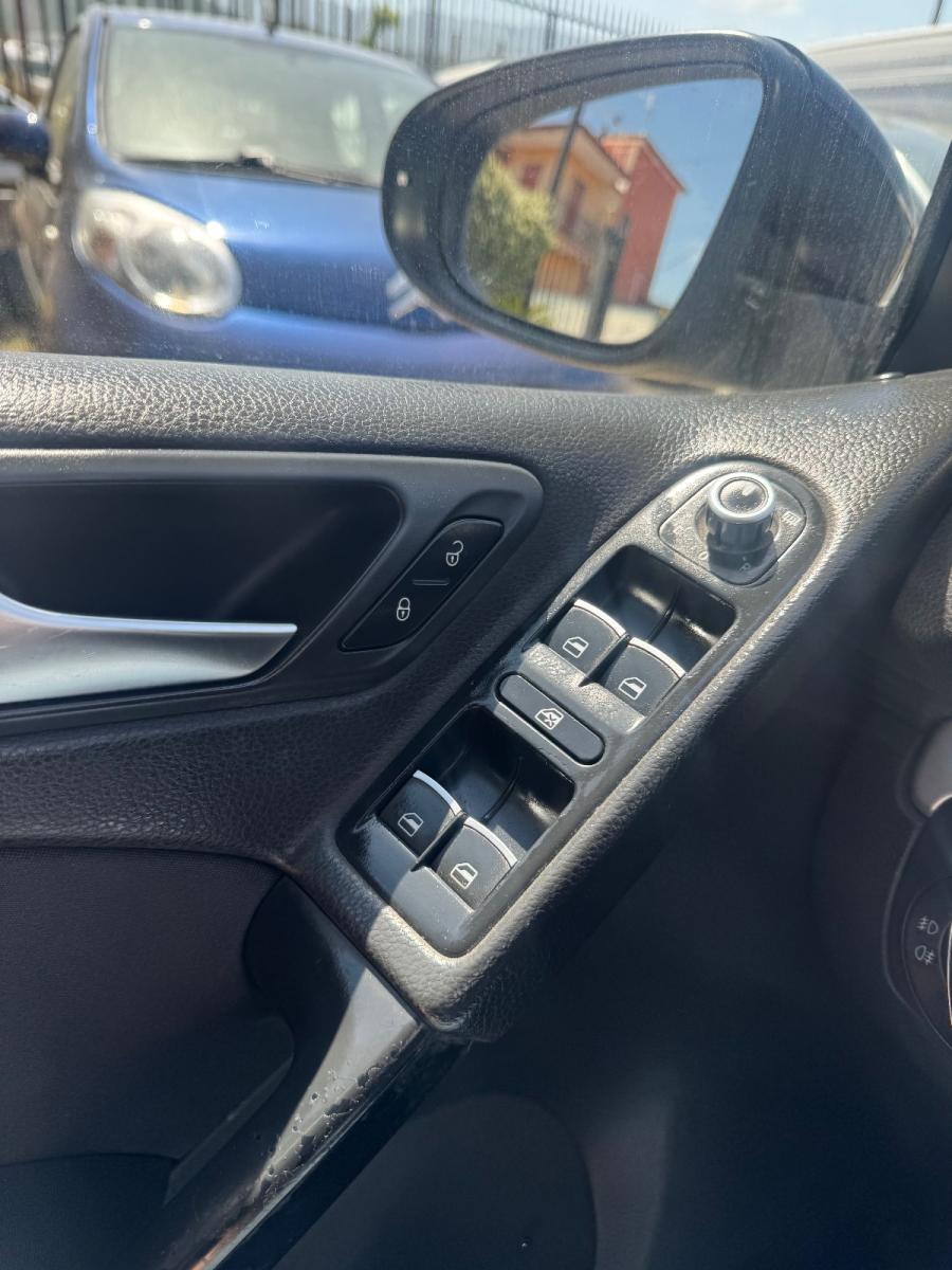 VOLKSWAGEN Golf 1.6 TDI DPF 5p. Highline