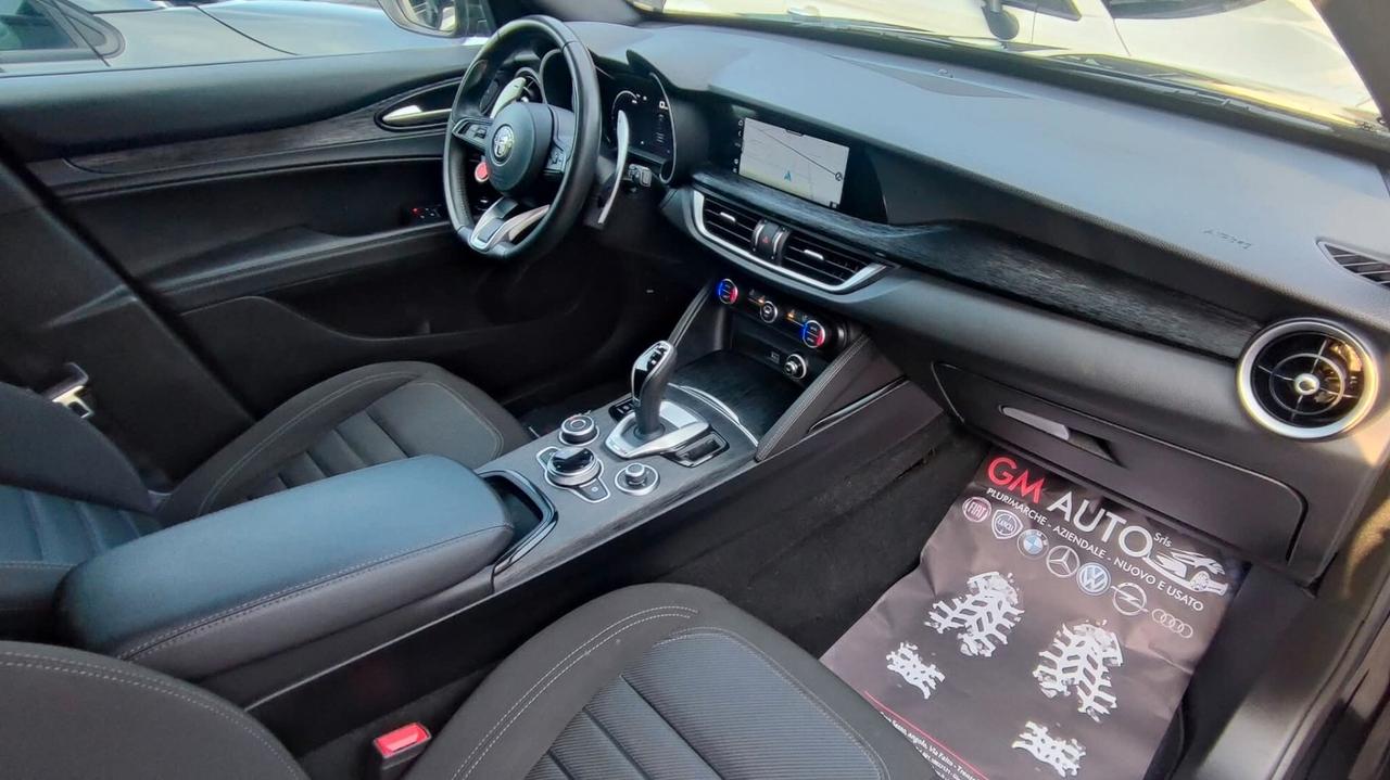 Alfa Romeo Stelvio restyling 2.2 diesel 2023
