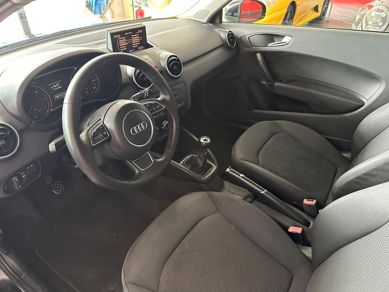 AUDI A1 1.6TDI 3P 90cv OK NEOPATENTATI