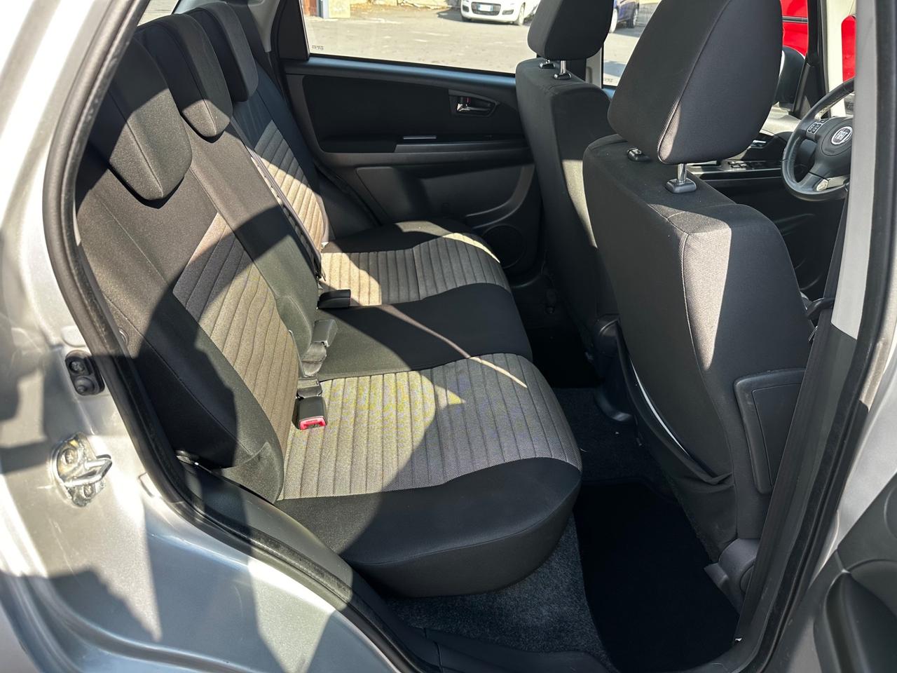 Fiat Sedici 2.0 MJT 4x4 Emotion 16v
