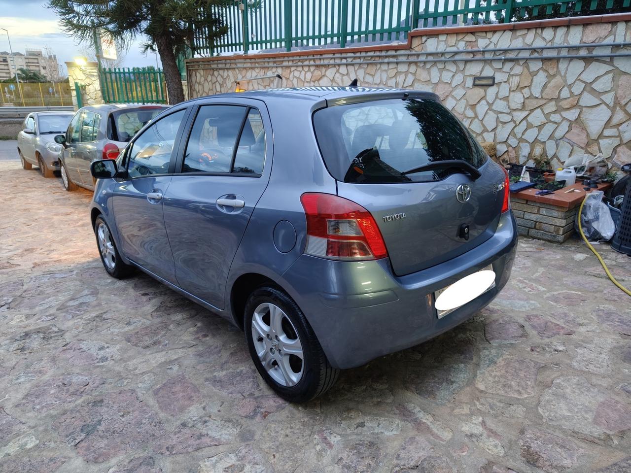 Toyota Yaris 1.4 D-4D DPF 5 porte Sol