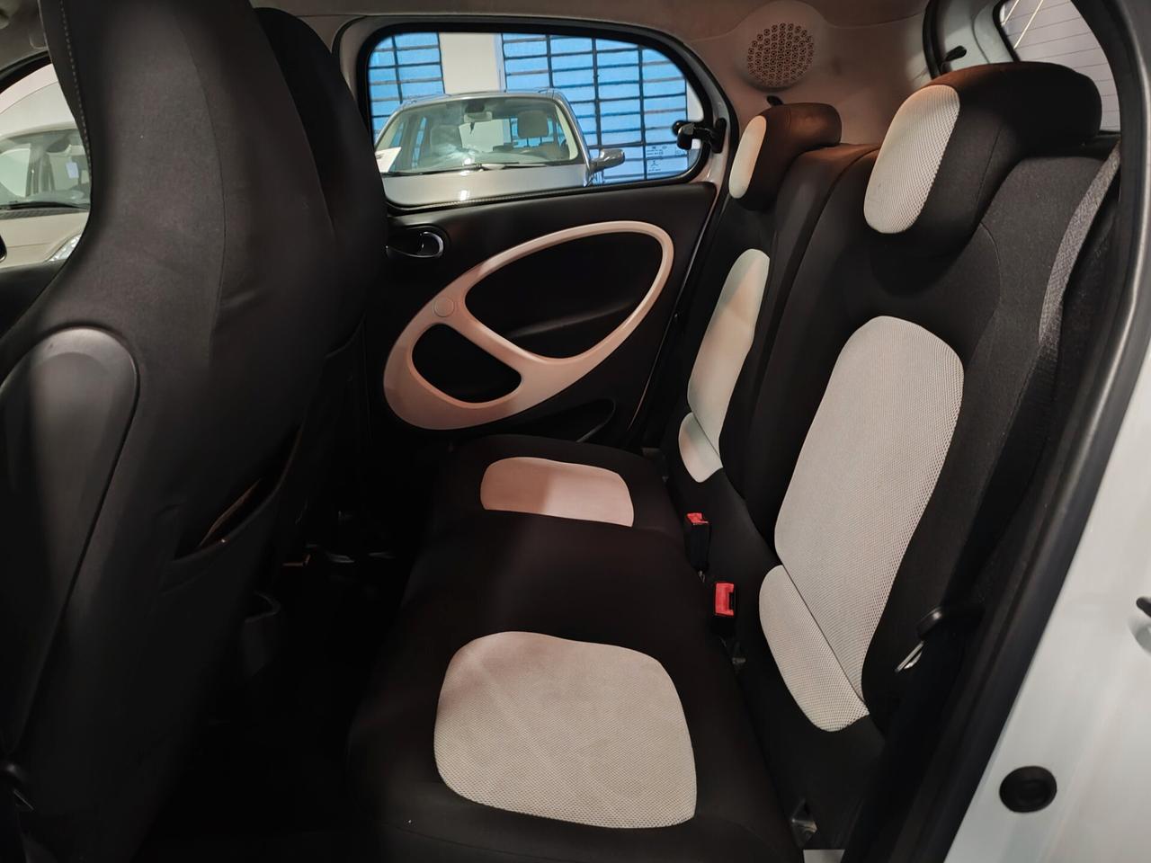 Smart ForFour 70 1.0 Prime
