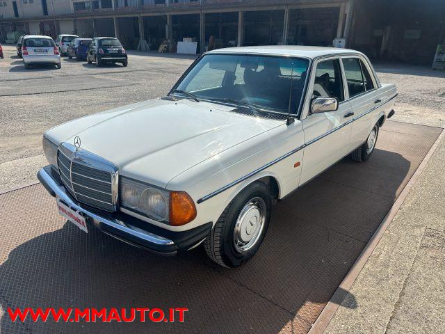 MERCEDES-BENZ 200 200 !!!!!!