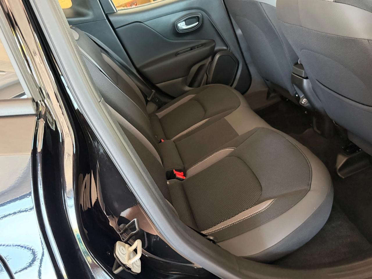 Jeep Renegade 2WD 1.6 M.JET 130 cv. LIMITED
