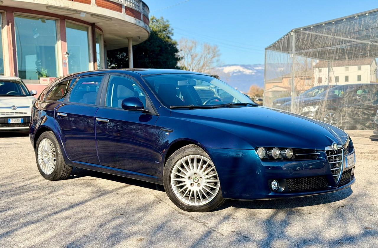 Alfa Romeo 159 1.9 JTDm Sportwagon km 147,000 garanzia 12 mesi
