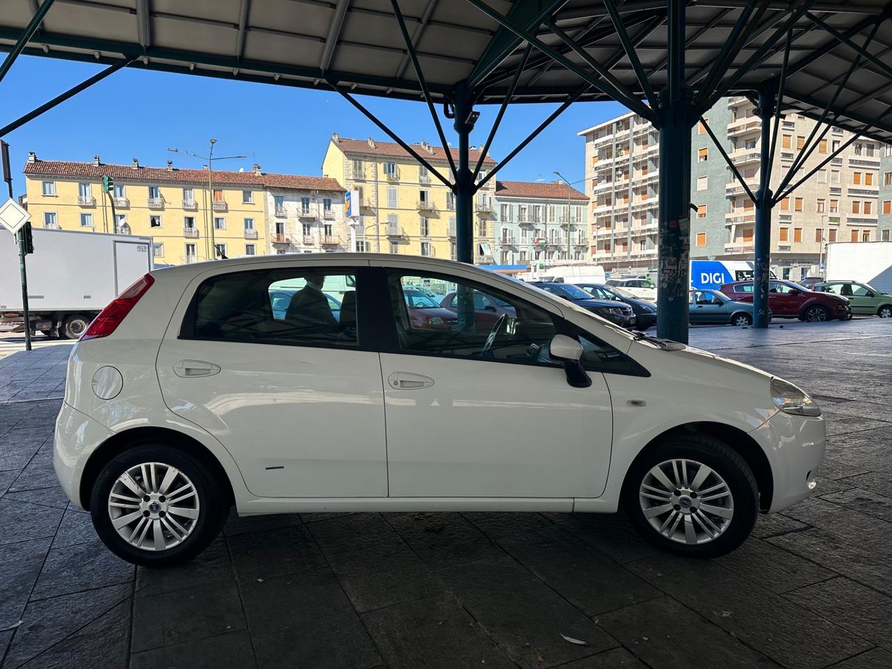 Fiat Grande Punto 1.9 MJT 120 CV 5 porte tutti i lavori fatti