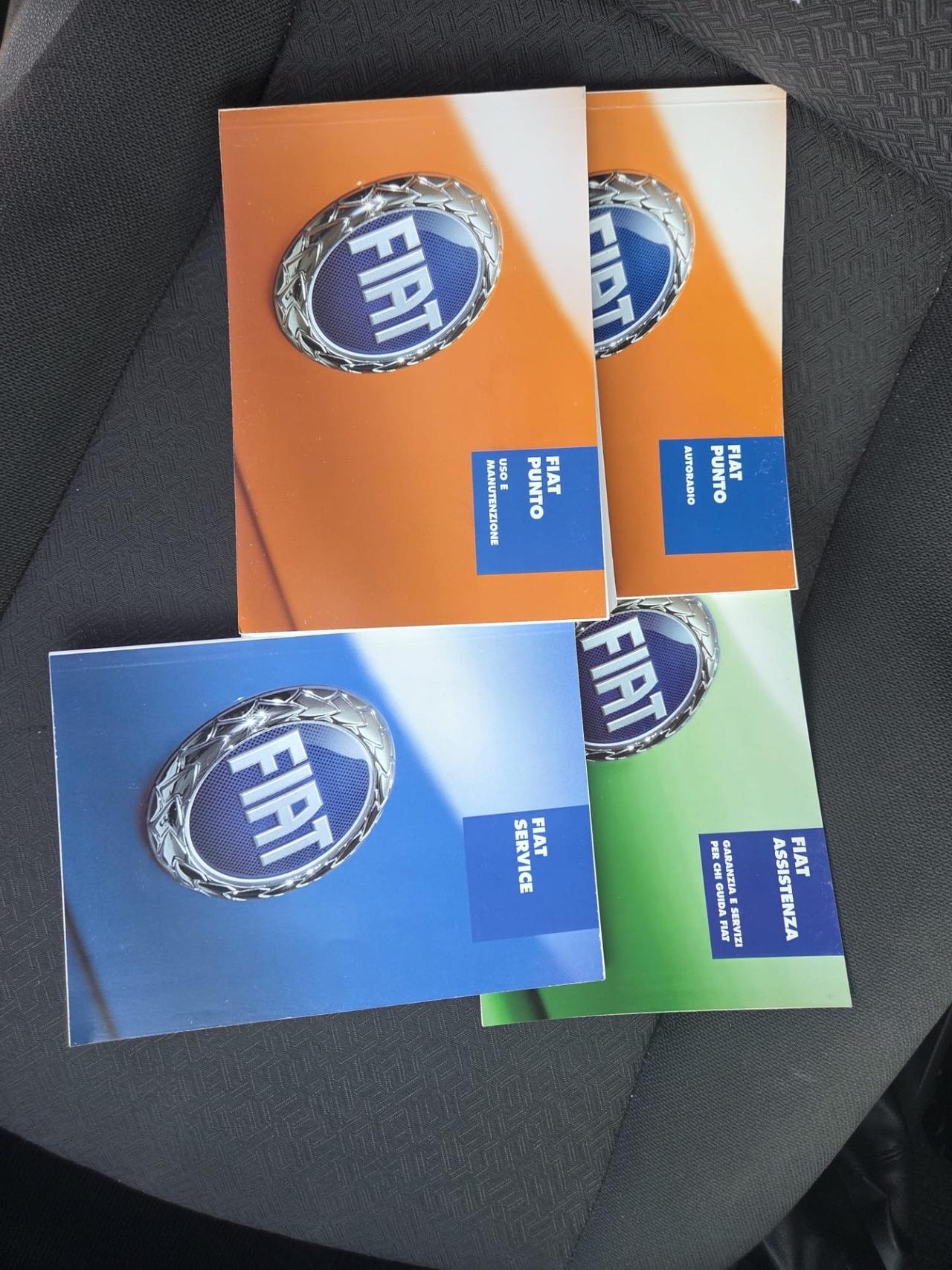 Fiat Punto 1.2 16V 5 porte Emotion* Neo patentati *