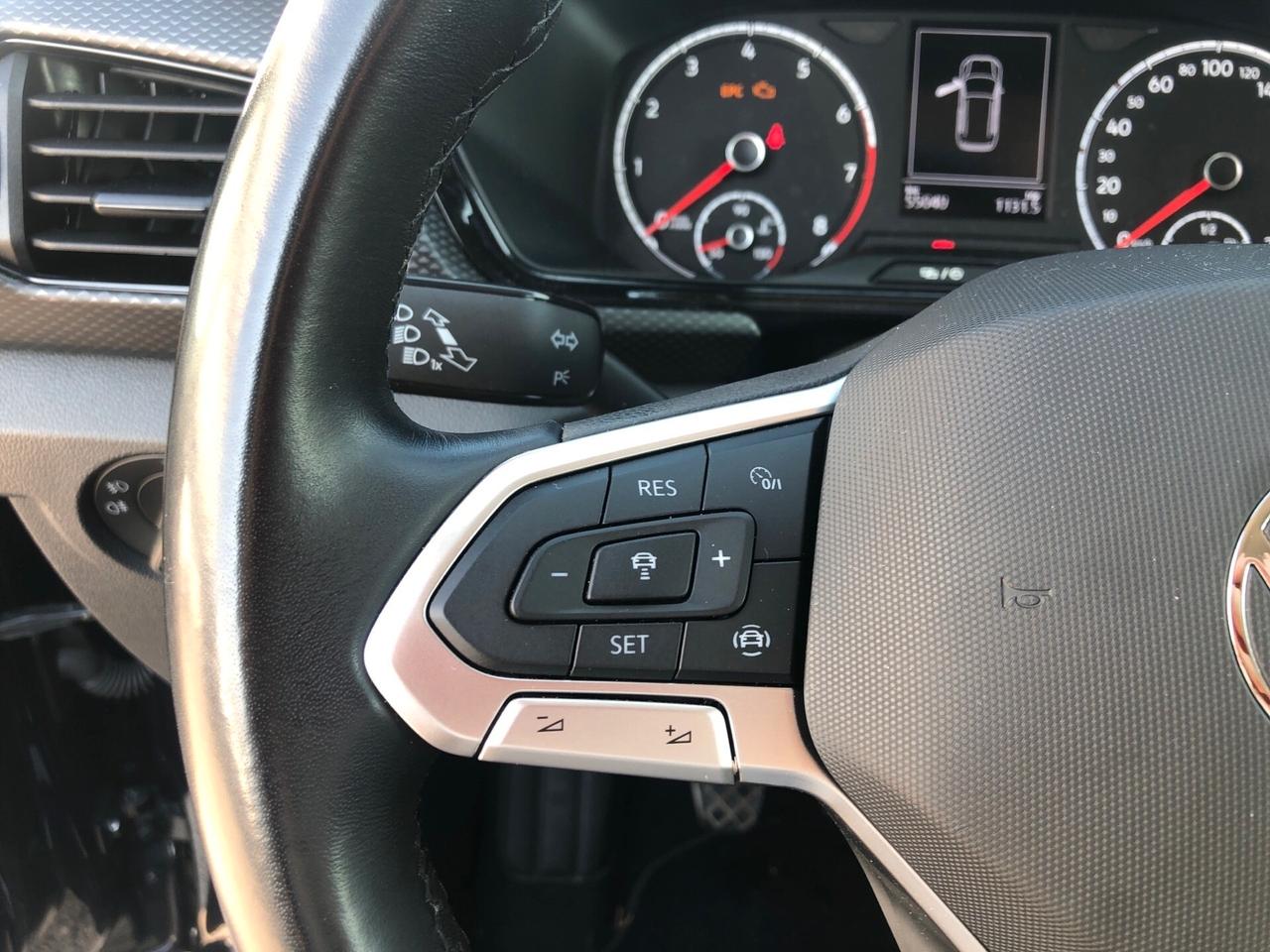Volkswagen T-Cross 1.0 TSI 110 CV Sport