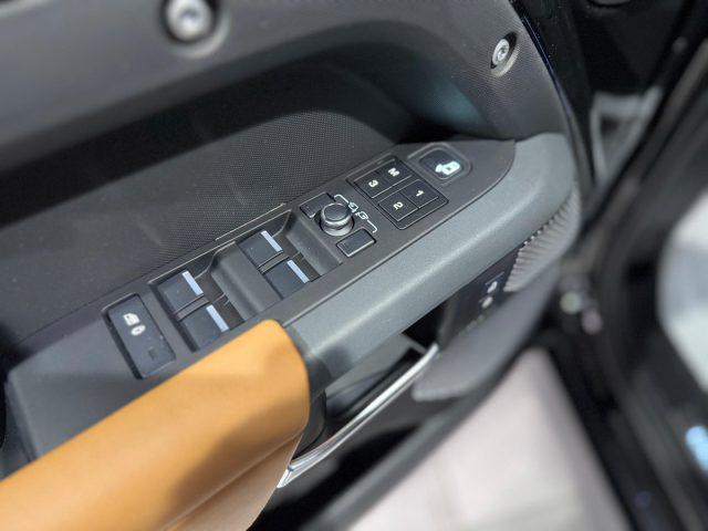 LAND ROVER Defender 110 3.0D I6 300 CV AWD AUTO X *7 POSTI*UNIPROP*