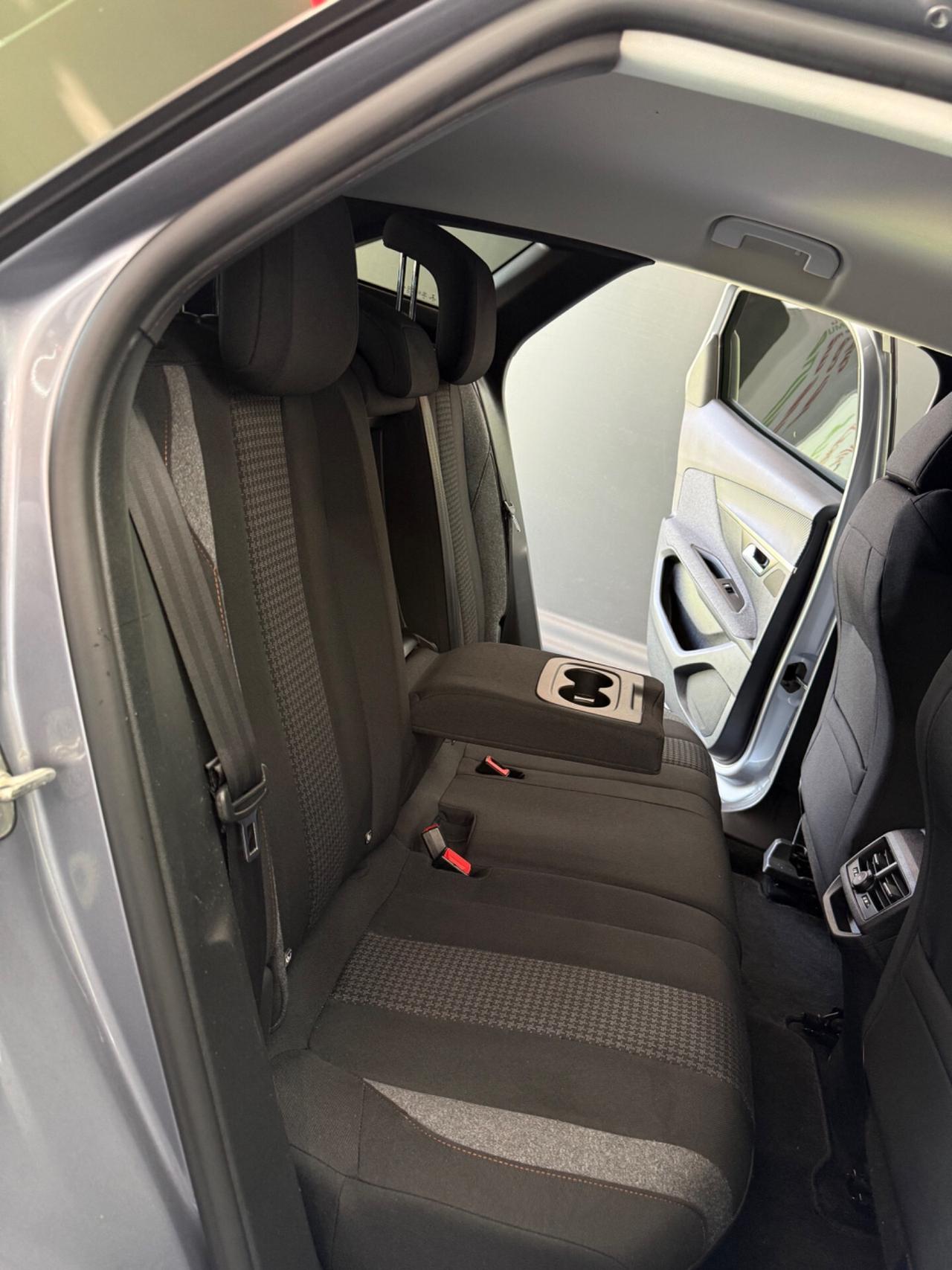 Peugeot 3008 BlueHDi 130 cv EAT8 Allure Pack 2021