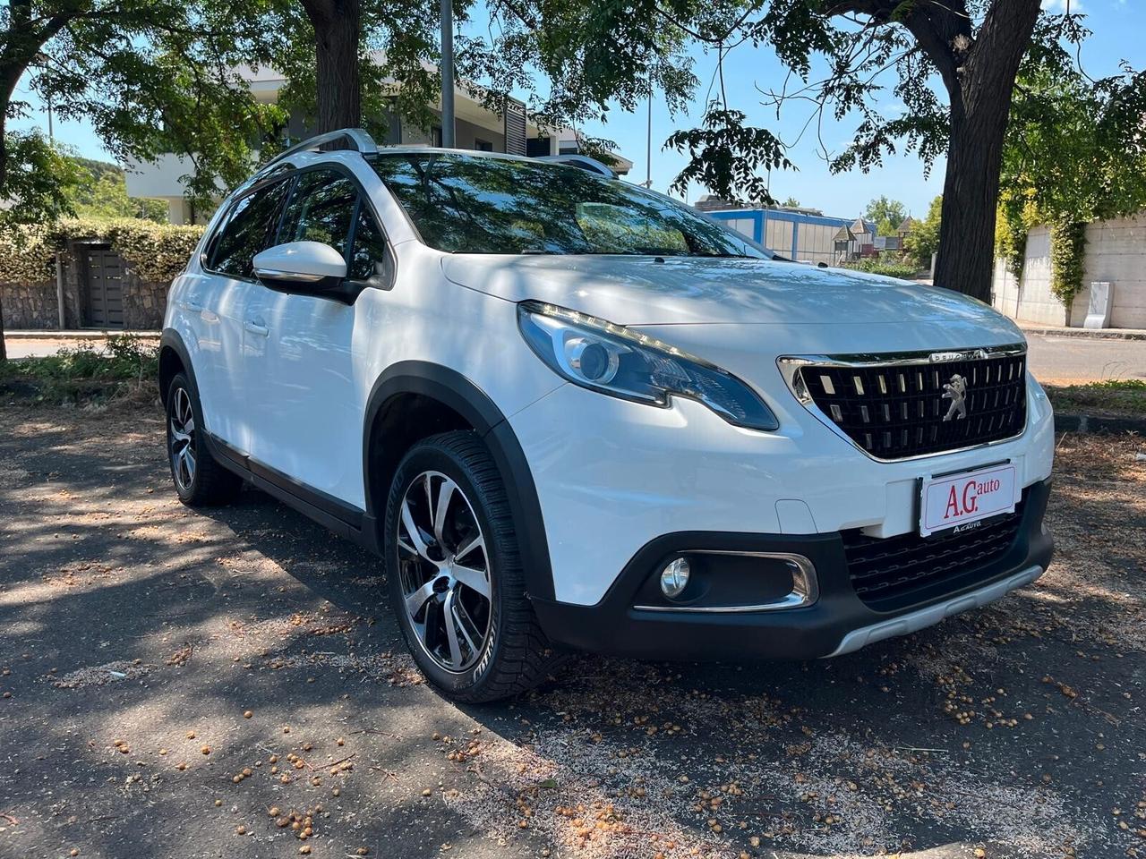 Peugeot 2008 BlueHDi 120 S&S Allure