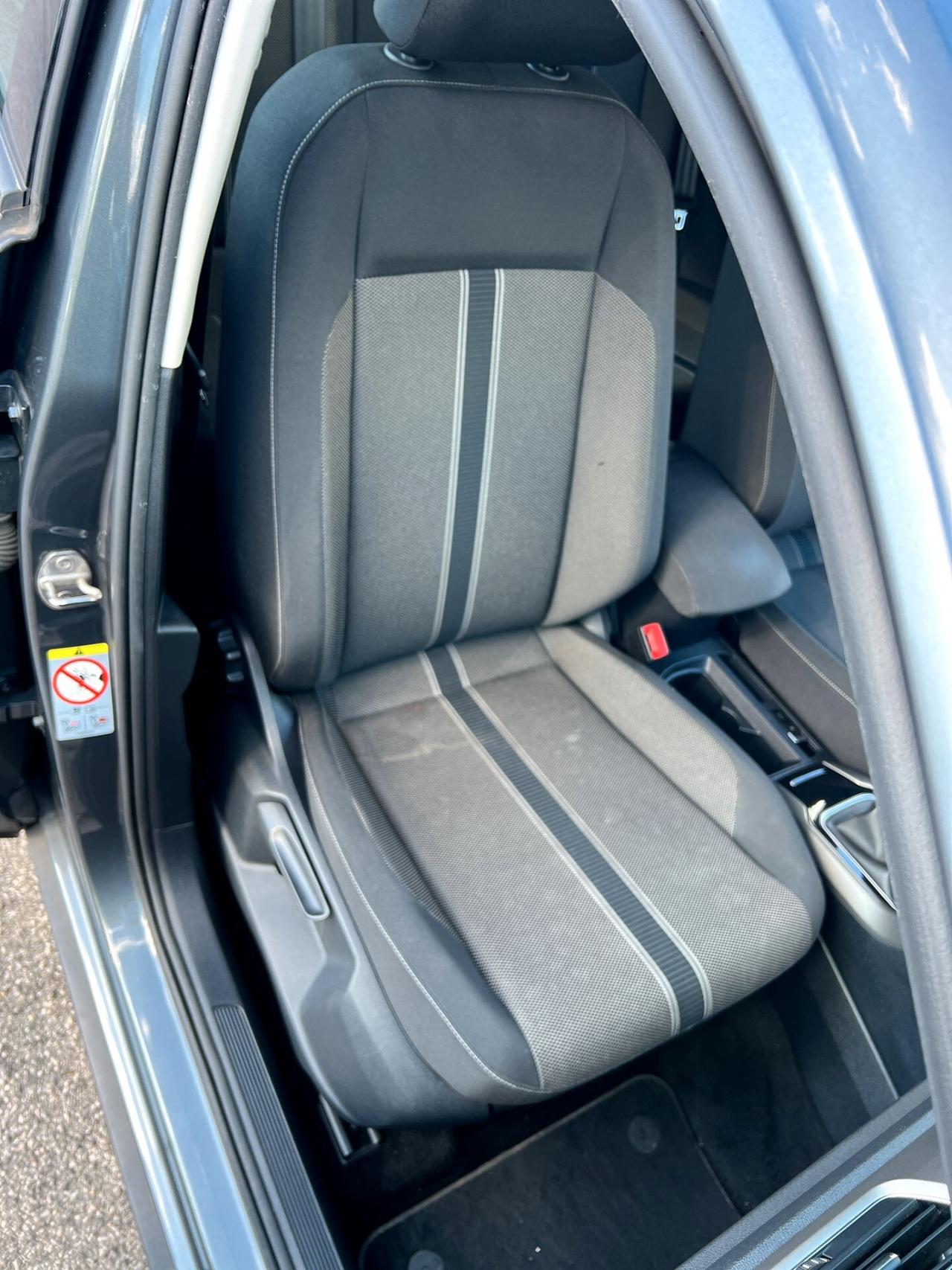 Volkswagen T-Roc 2.0 TDI SCR Business NEO PATENTATI